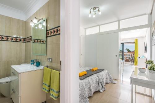 Deluxe King Studio del hotel Tenerife Royal Gardens. Foto 1