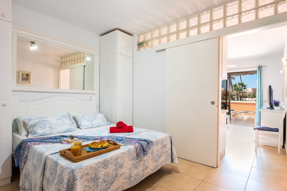 Estudio, 1 habitación, balcón del hotel Tenerife Royal Gardens. Foto 5