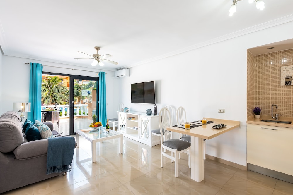 Bungalow del hotel Tenerife Royal Gardens. Foto 6