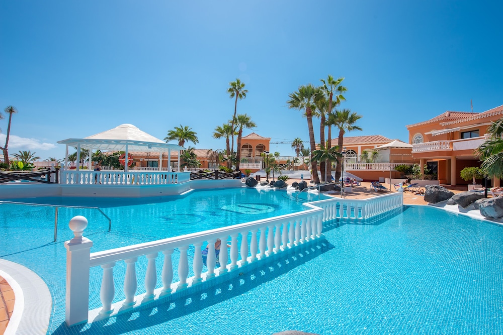 Bungalow del hotel Tenerife Royal Gardens. Foto 23