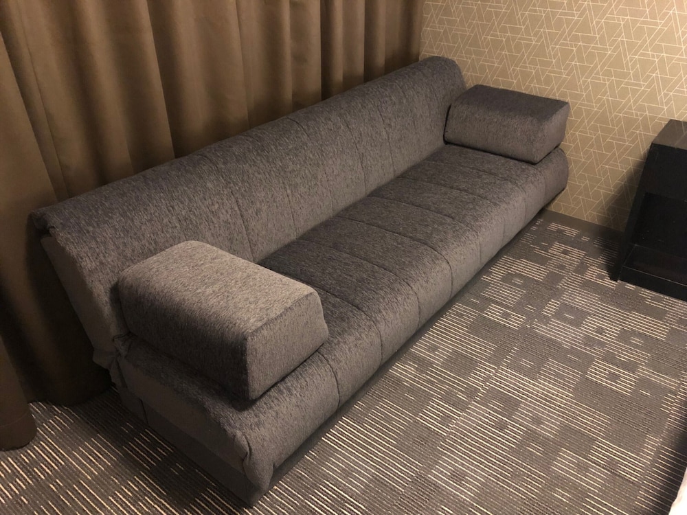 Habitación doble superior, 1 cama de matrimonio con sofá cama, no fumadores del hotel Villa Fontaine Tokyo - Otemachi. Foto 2