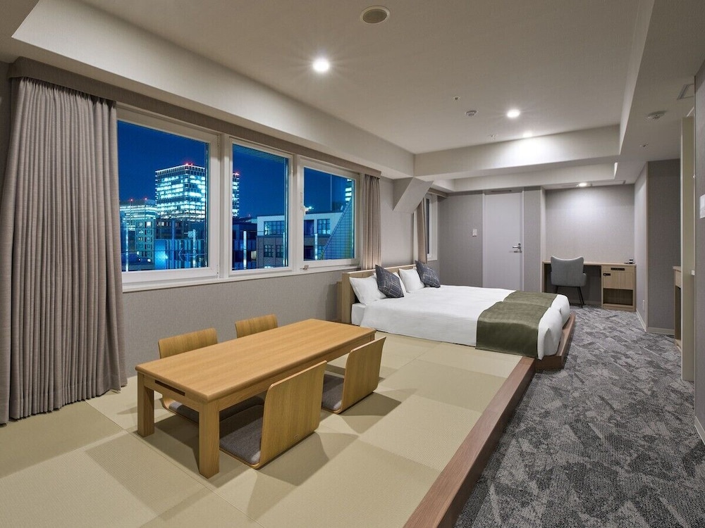 Habitación Deluxe con 2 camas individuales, no fumadores (Tatami Area, 2023 Renewal) del hotel Villa Fontaine Tokyo - Otemachi. Foto 2