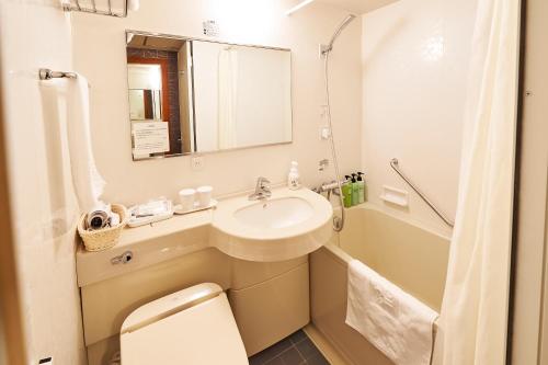 Habitación Doble - No fumadores del hotel Sotetsu Fresa Inn Higashi Shinjuku. Foto 3