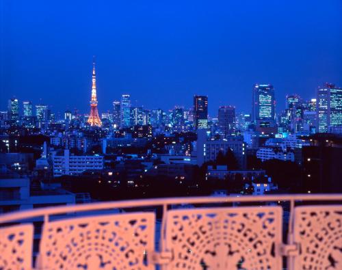 Habitación Doble Superior con vistas a la Torre de Tokio - 2 camas - Fumadores del hotel Grand Prince Hotel Shin Takanawa. Foto 4