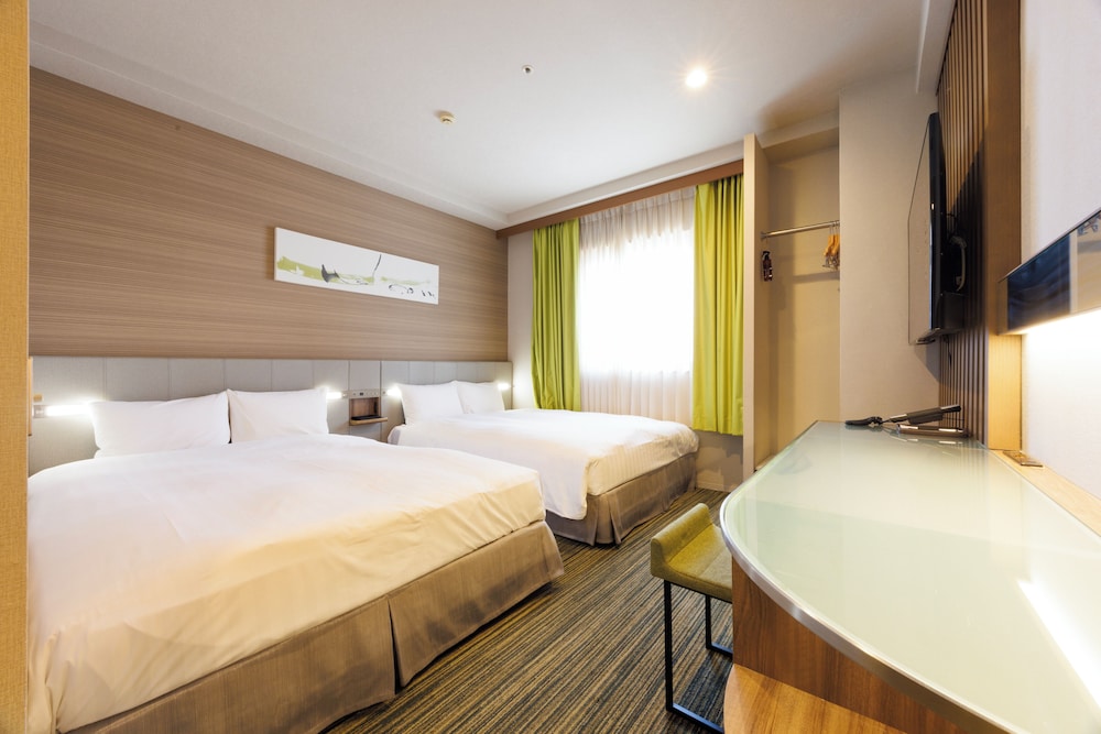 Habitación con 2 camas individuales, 2 camas dobles, no fumadores del hotel Sardonyx Ueno