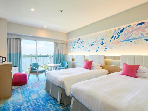 Habitación Doble Superior Rainbow con vistas al parque o a la bahía - 2 camas individuales - Plantas 7 - 10 - No fumadores del hotel Grand Nikko Tokyo Bay Maihama. Foto 1