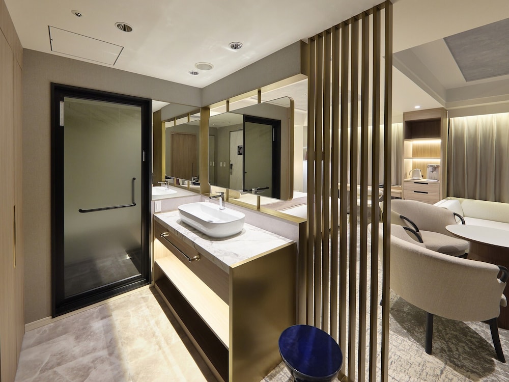 Habitación Deluxe con 2 camas individuales, no fumadores (40sqm, separate bath and toilet) del hotel Villa Fontaine Grand Tokyo - Roppongi. Foto 2