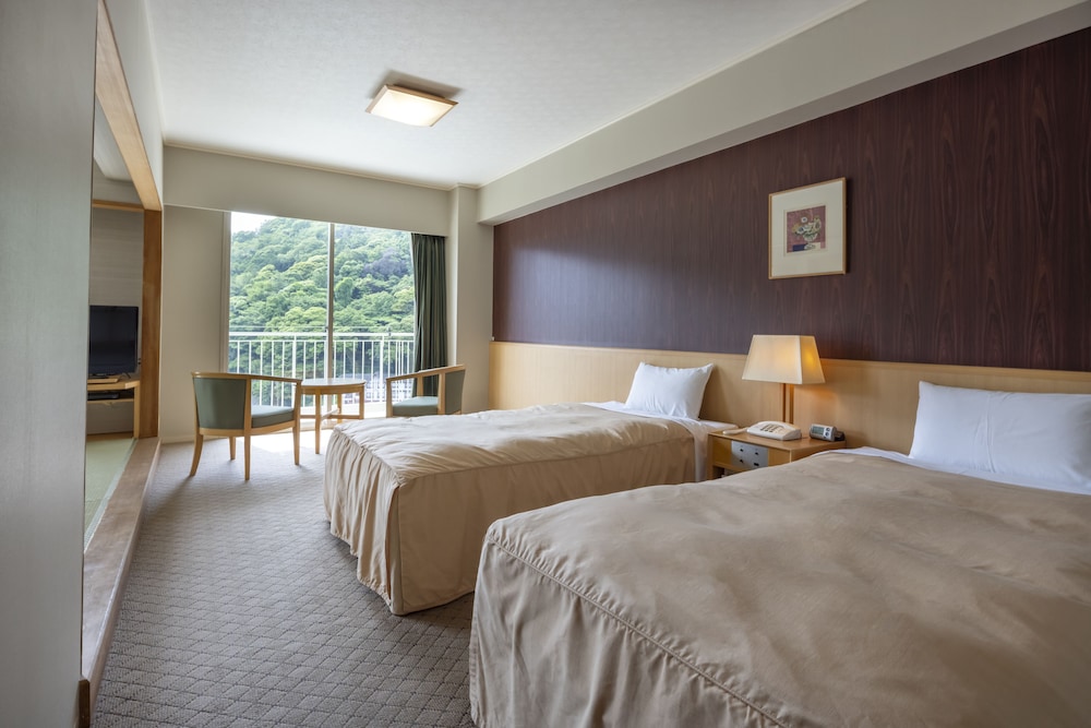 Habitación, no fumadores (Japanese Western Style) del hotel Yumoto Fujiya. Foto 1
