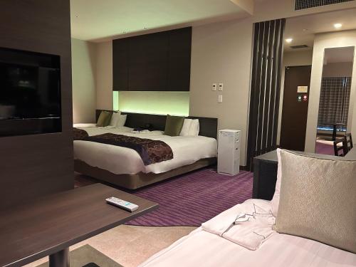 Suite Junior del hotel Keihan Kyoto Grande. Foto 6