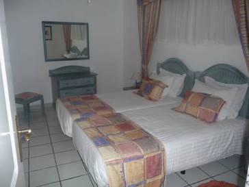 Apartamento 2 habitaciones del hotel Santa Barbara Golf And Ocean Club. Foto 5