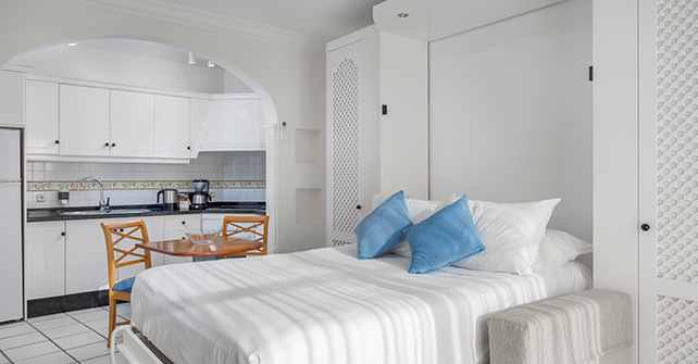 Estudio del hotel Santa Barbara Golf And Ocean Club. Foto 1