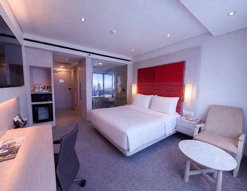 Habitación doble Superior 1 Cama queen del hotel Grand Mercure Jakarta Harmoni. Foto 1