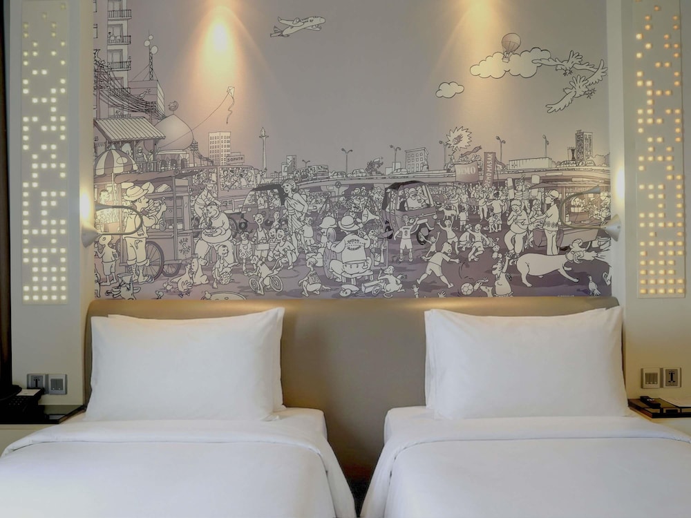 Habitación superior con 2 camas individuales del hotel Mercure Jakarta Simatupang. Foto 6