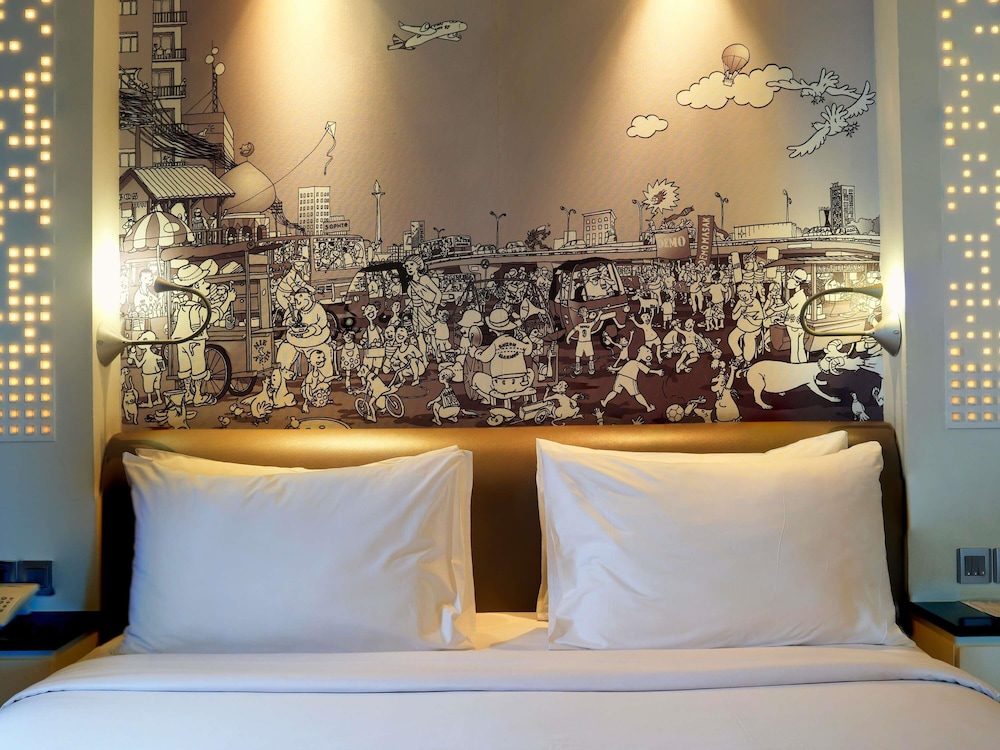 Suite con 1 Cama King del hotel Mercure Jakarta Simatupang. Foto 9