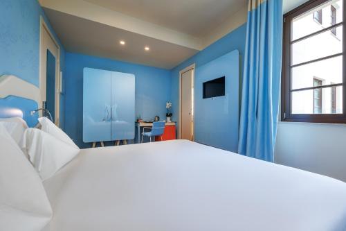 Habitación Doble Superior del hotel Jr Hotels Bari Grande Albergo Delle Nazioni. Foto 4