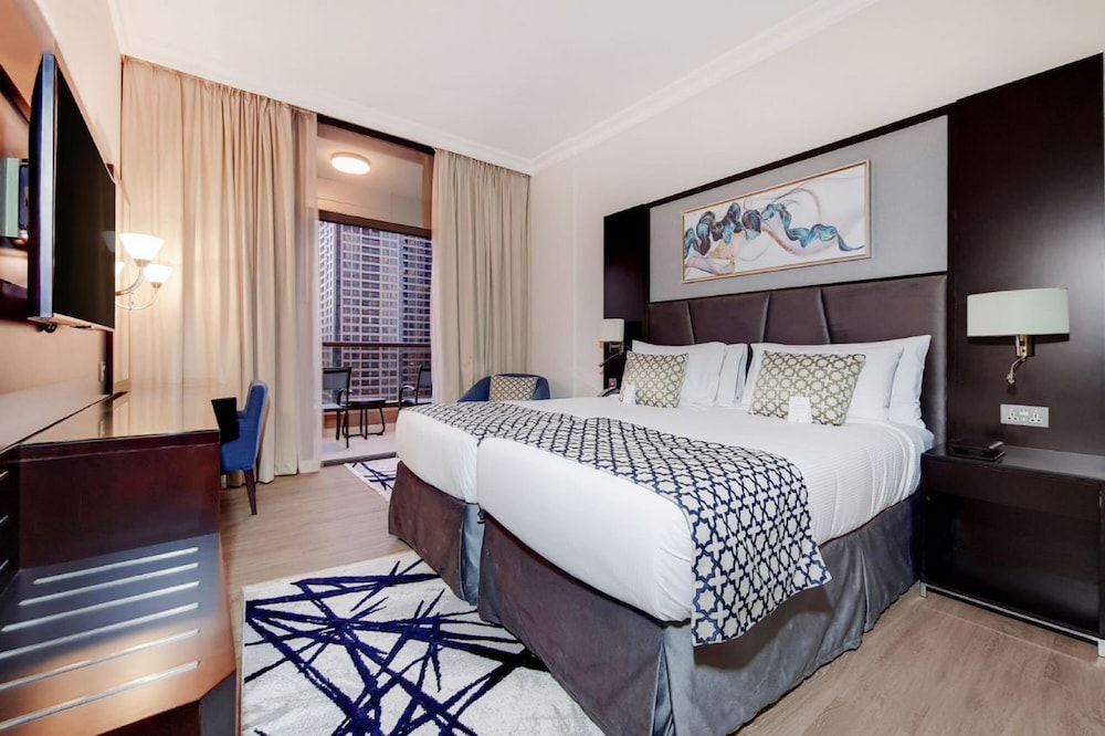Two Bedroom Apartment with City View del hotel Two Seasons and Apartments. Foto 1