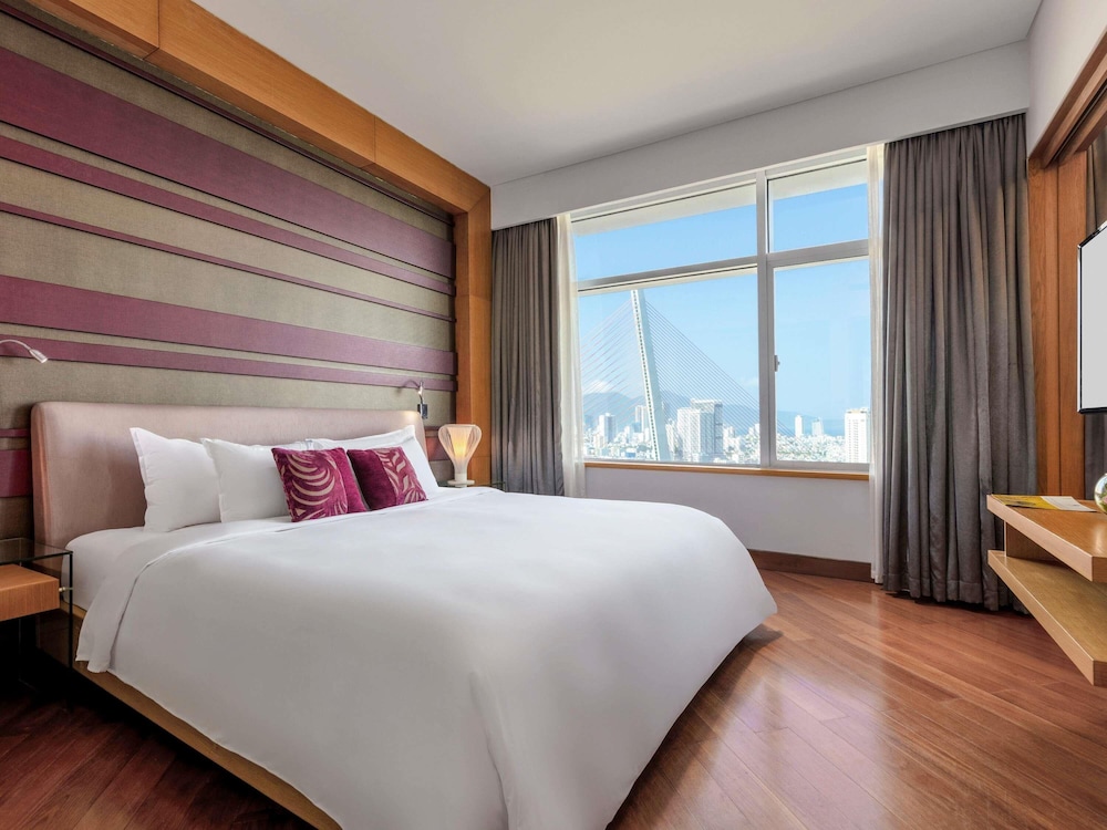 Suite Familiar, planta alta con acceso al Privilege Lounge del hotel Grand Mercure Danang. Foto 5