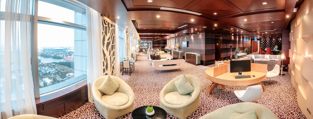 Deluxe Twin, planta alta con acceso al Privilege Lounge del hotel Grand Mercure Danang. Foto 4
