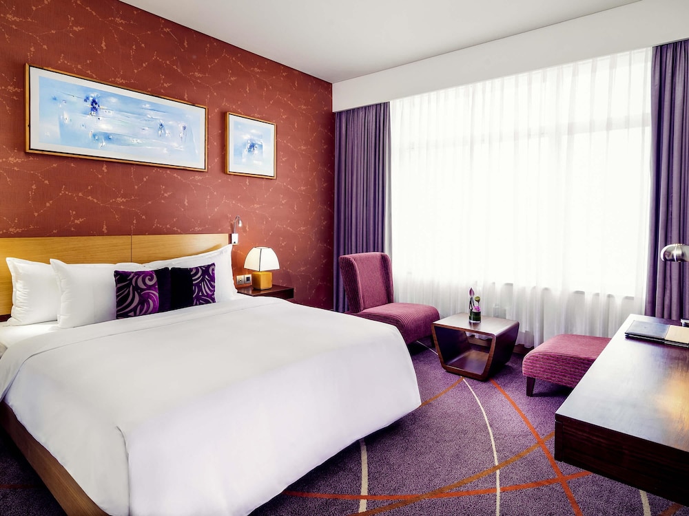 Deluxe Queen, vista al río, planta alta con acceso al Privilege Lounge del hotel Grand Mercure Danang. Foto 4