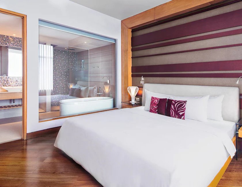 Suite Vista Rio 1 Cama king Familiar Privilege 1 Cama Individual del hotel Grand Mercure Danang. Foto 4