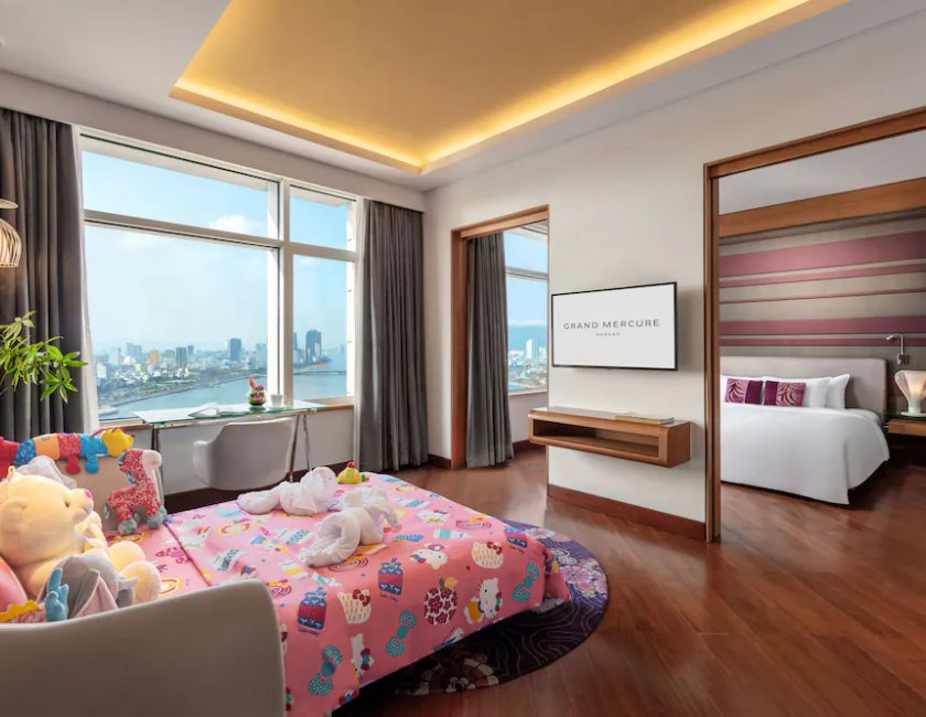 Suite Vista Rio 1 Cama king Familiar Privilege 1 Cama Individual del hotel Grand Mercure Danang. Foto 19