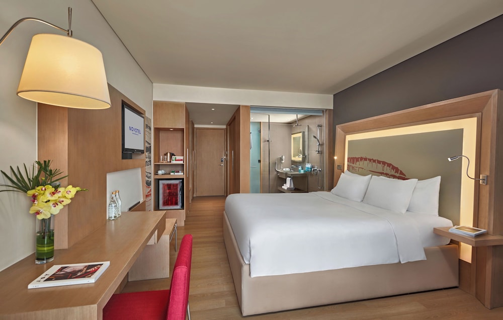 Habitación doble Balcón o Terraza Superior 1 Cama king del hotel Novotel Danang Premier Han River. Foto 2