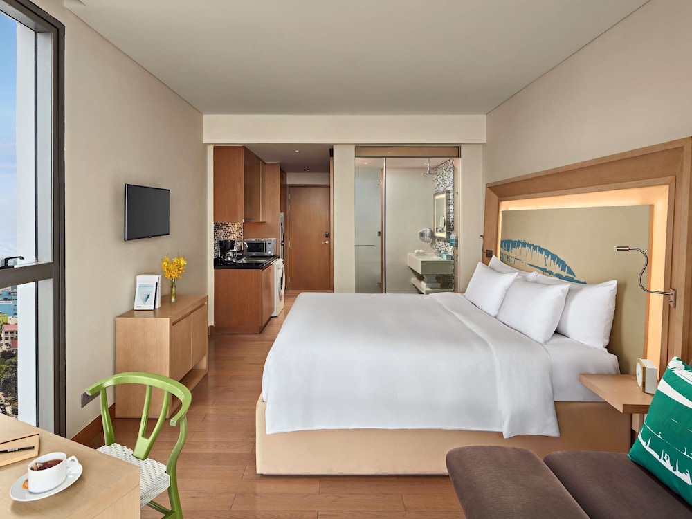 Apartamento Estudio, balcón, vistas al río Han, cocinas totalmente equipadas - 1 cama king del hotel Novotel Danang Premier Han River. Foto 1