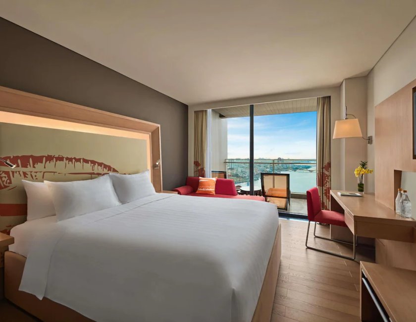 Habitación doble Balcón o Terraza Superior 1 Cama king del hotel Novotel Danang Premier Han River. Foto 3