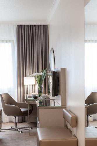 Habitación Doble Estándar - 2 camas - Planta media del hotel Crowne Plaza Berlin City Centre, An Ihg. Foto 1