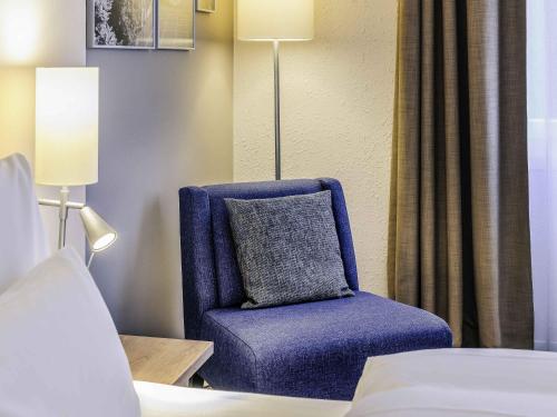 Habitación Superior con una cama doble o dos camas individuales del hotel Mercure Aachen Europaplatz. Foto 6
