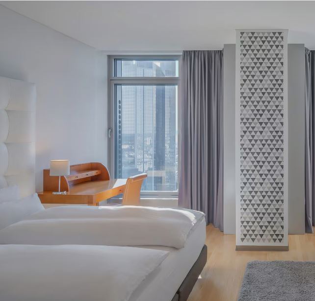 The INNSiDE Apartment del hotel Innside Frankfurt Eurotheum. Foto 2