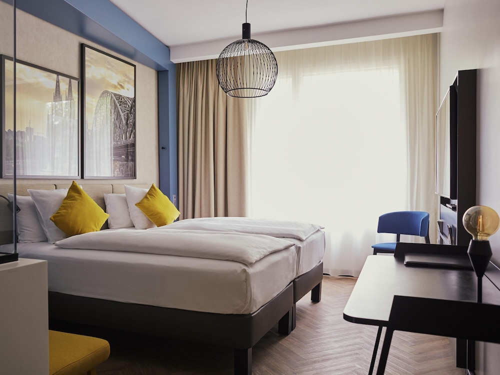 Habitación Standard con 2 camas individuales del hotel Mondial Am Dom Cologne - Mgallery. Foto 4