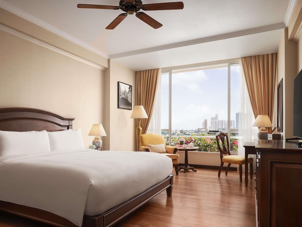 HABITACIÓN SUPERIOR, 1 Cama King del hotel Sofitel Phnom Penh Phokeethra. Foto 3