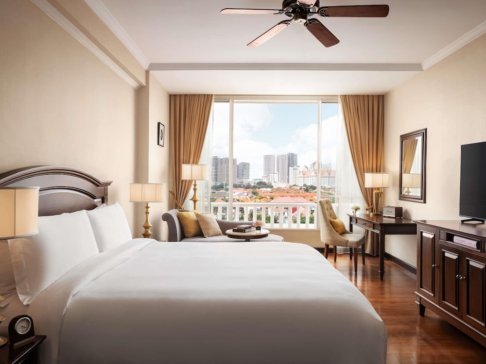 SUITE JUNIOR, Acceso Club Millésime, 1 Cama King del hotel Sofitel Phnom Penh Phokeethra