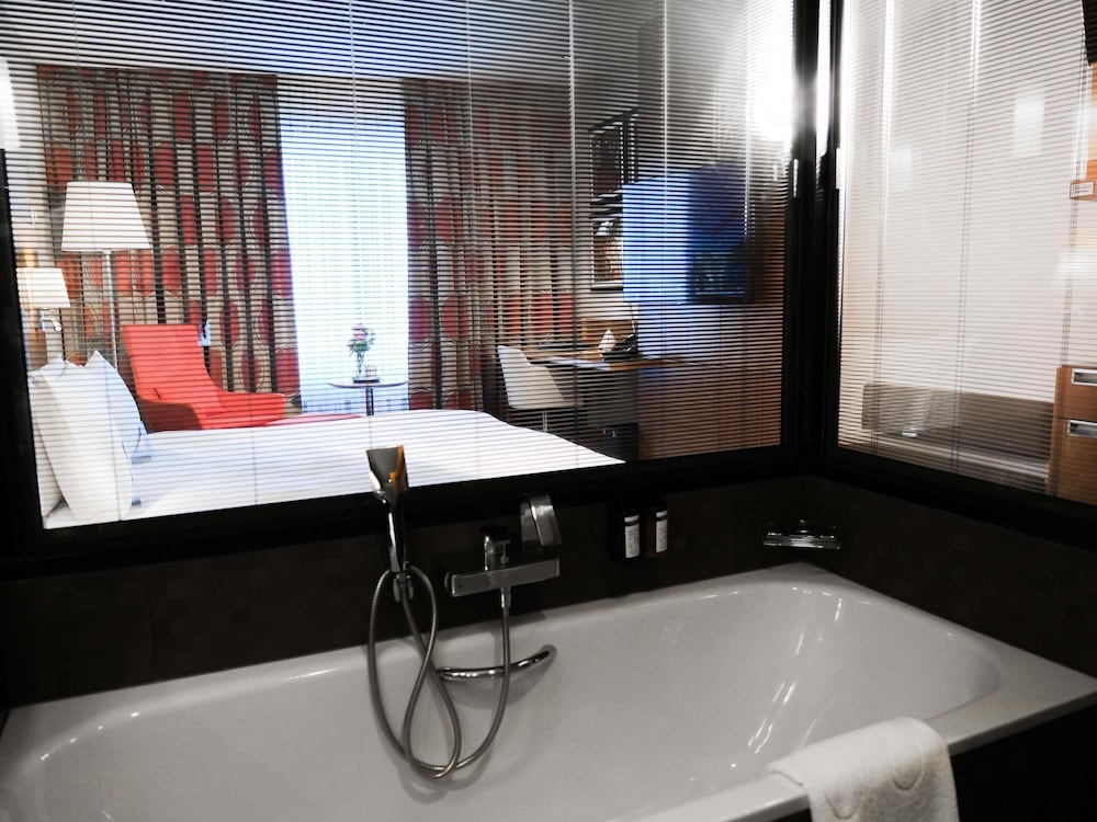 Habitación Deluxe, 1 cama de matrimonio grande del hotel Mövenpick Ankara