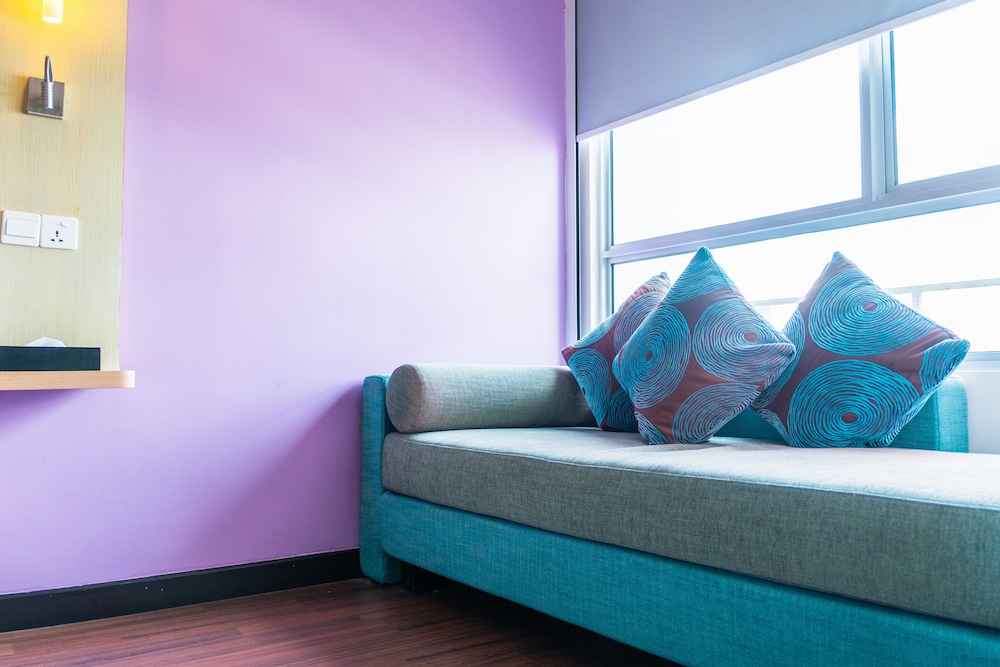 Habitación estándar con 2 camas individuales del hotel Ibis Styles Kuala Lumpur Fraser Business Park. Foto 4