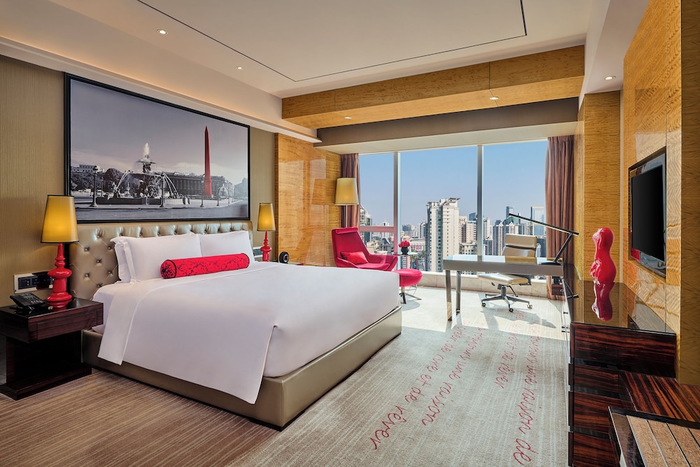 Habitación Magnifique 1 Cama King del hotel Sofitel Guangzhou Sunrich. Foto 1