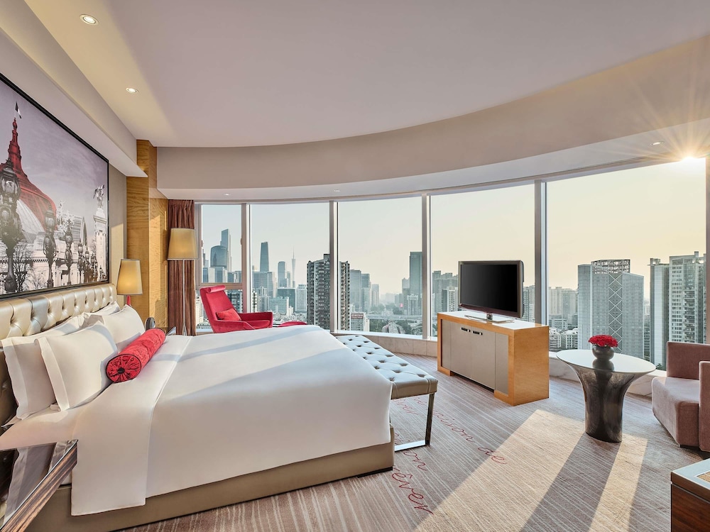 HABITACIÓN DE LUJO, 1 Cama King del hotel Sofitel Guangzhou Sunrich. Foto 2