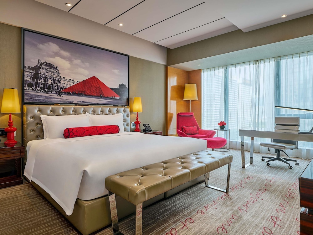 Lujo Premium 1 Cama King del hotel Sofitel Guangzhou Sunrich. Foto 2