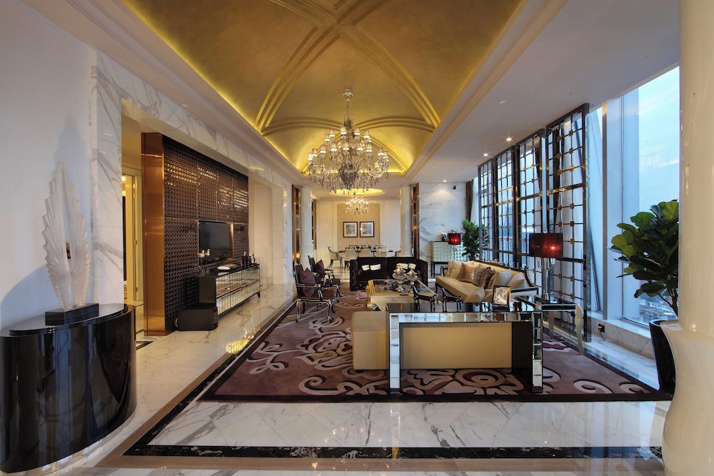 Suite Presidencial, 1 Cama King del hotel Sofitel Guangzhou Sunrich. Foto 4
