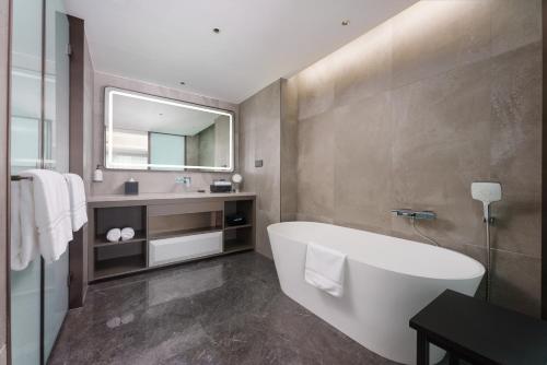 Swissotel Vitality Suite del hotel Swissôtel Shenyang. Foto 1