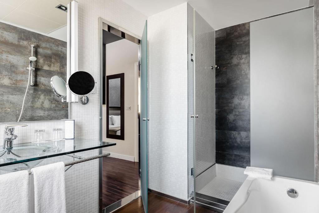 Habitación familiar del hotel Eurostars Asta Regia