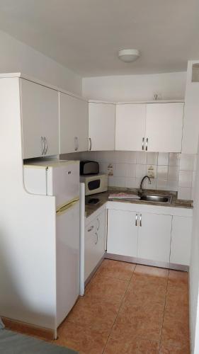 Apartamento Vista Piscina Vista Jardin 1 habitación 2 Camas individuales del hotel Australia. Foto 3