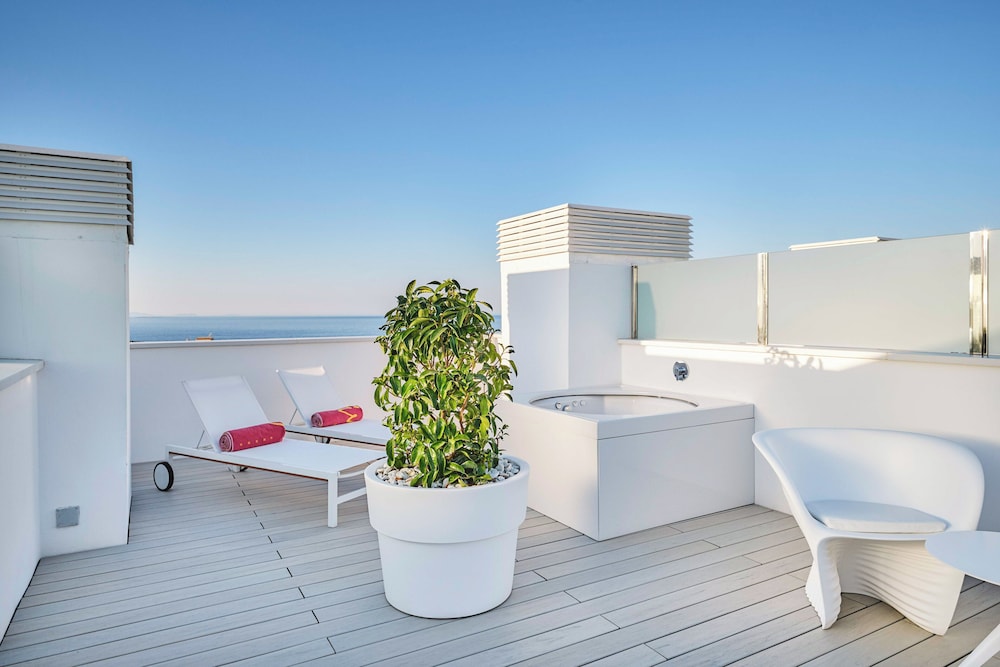 Flower Sky with Terrace del hotel Five Flowers and Spa Formentera