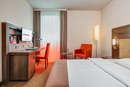 Habitación Doble Estándar del hotel Intercityhotel Berlin Airport Area North. Foto 1