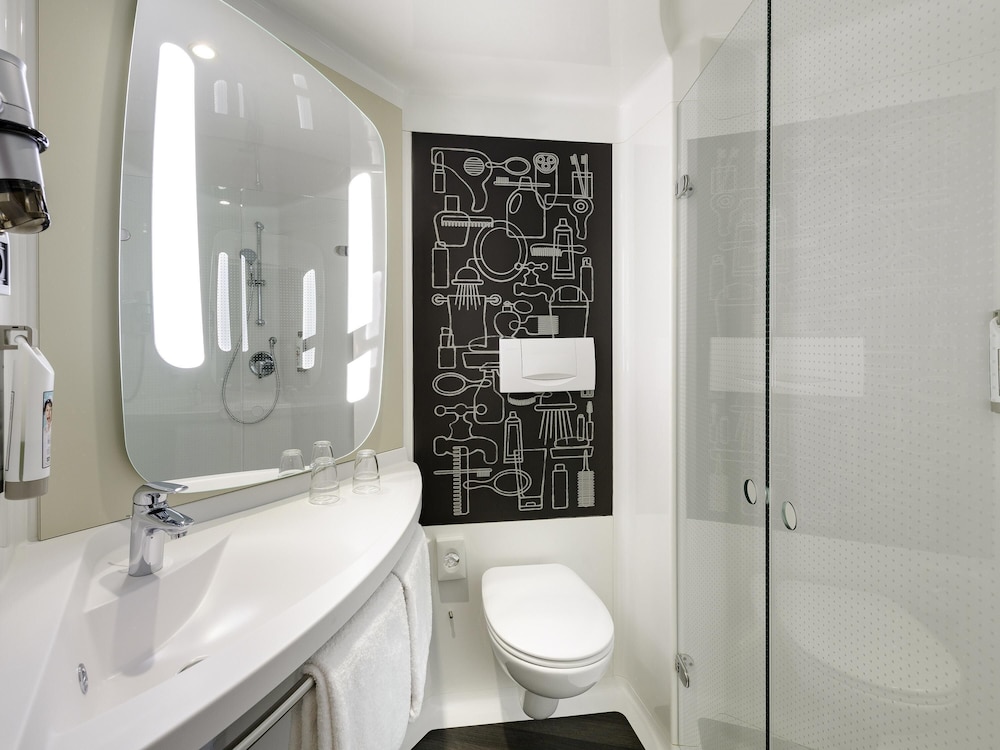 Habitación Estándar con 1 cama doble del hotel Ibis Muenster City. Foto 4