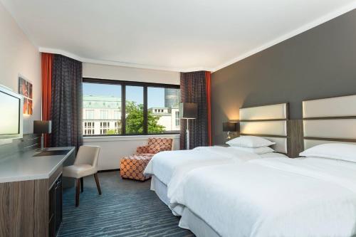 Habitación Doble Superior - 2 camas del hotel Sheraton Essen. Foto 1