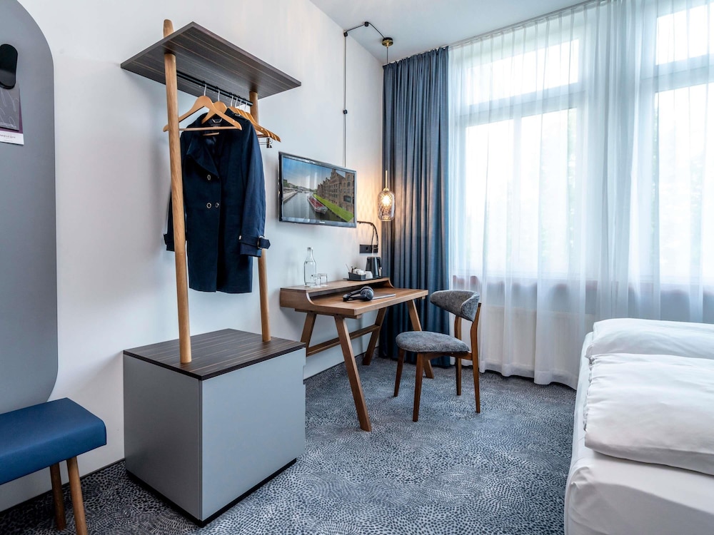 Habitación clásica con 1 cama doble (180 × 200 cm con colchones separados) del hotel Mercure Hotel Luebeck City Center (Ex Hotel Excelsior). Foto 4