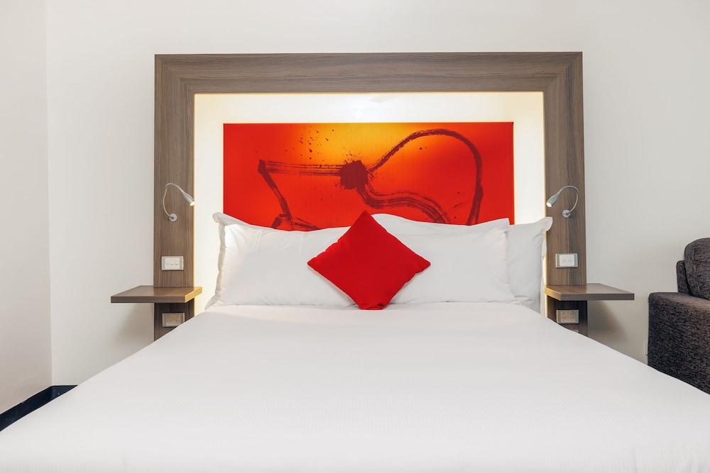 Estándar Doble Queen del hotel Novotel Darwin Cbd