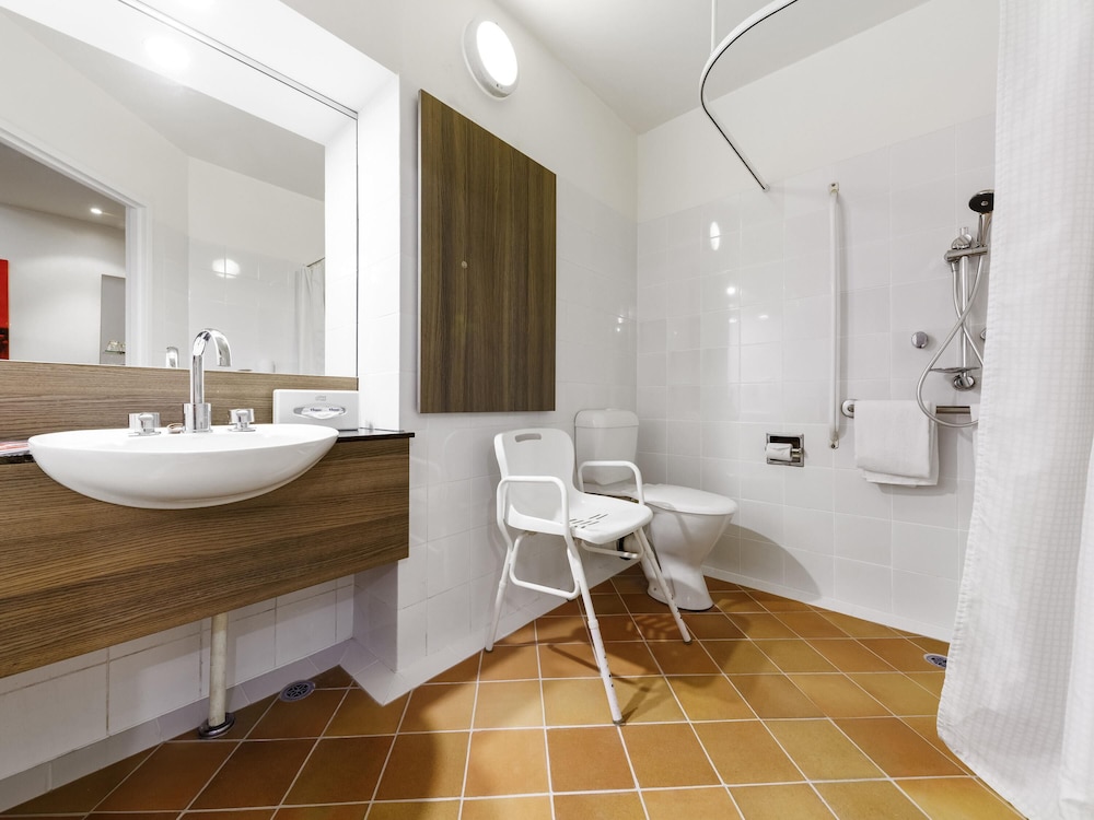 Junior Suite 1 Cama King del hotel Novotel Darwin Cbd. Foto 3